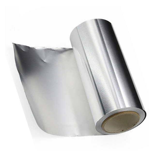 Pinahiran na aluminum foil roll na nagpapakita ng mga pagkakaiba-iba ng kapal